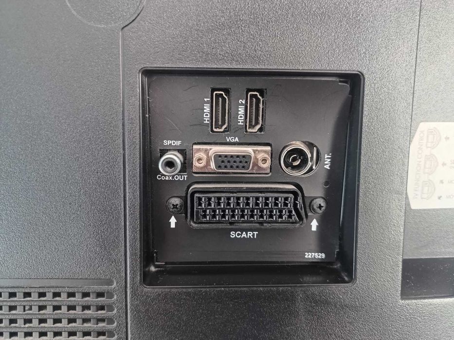 Televizor Sharp 80cm