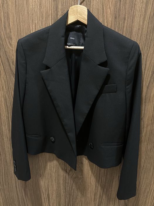 Късо сако Mango