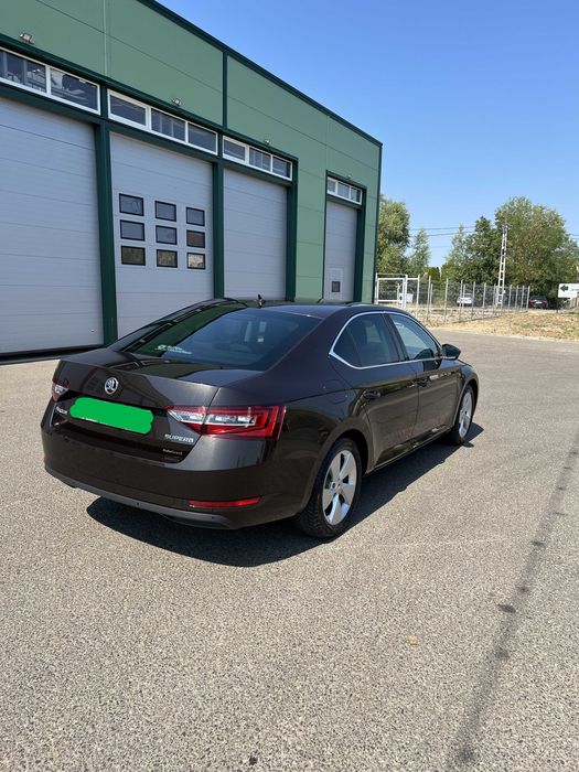 Skoda Superb 2.0 TDI 150 CP - Primul proprietar - Istoric complet - 158.000 km reali