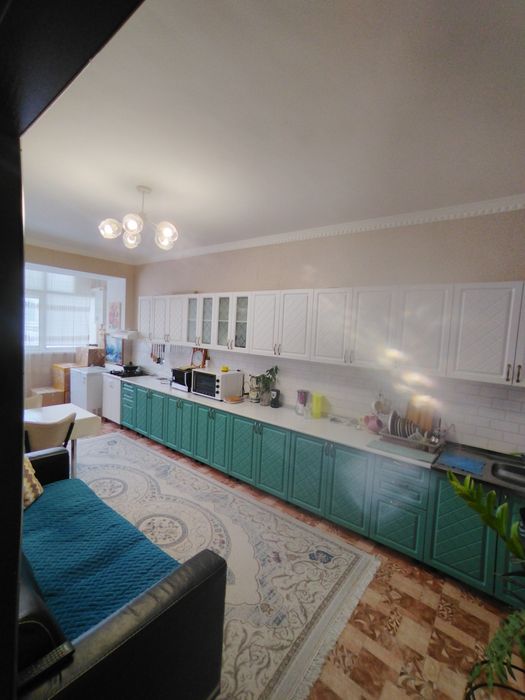 Продам 2к. квартиру на Батыс-2