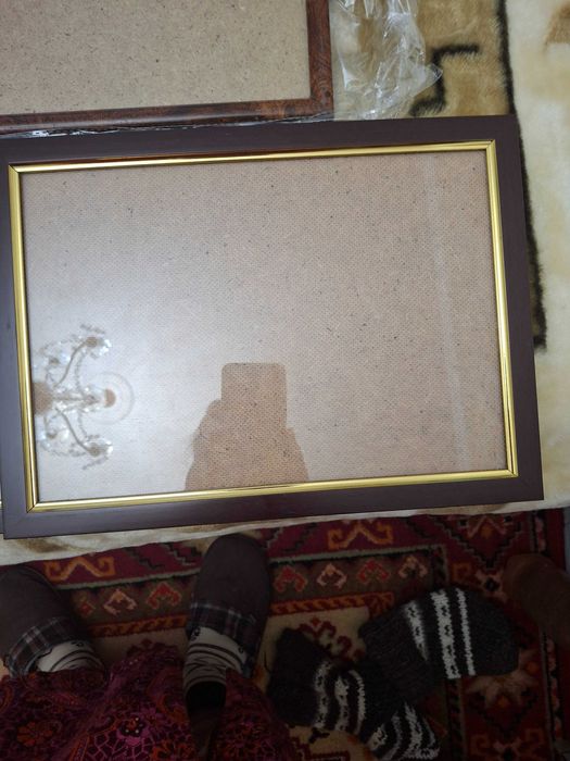 Рамки для картин новые