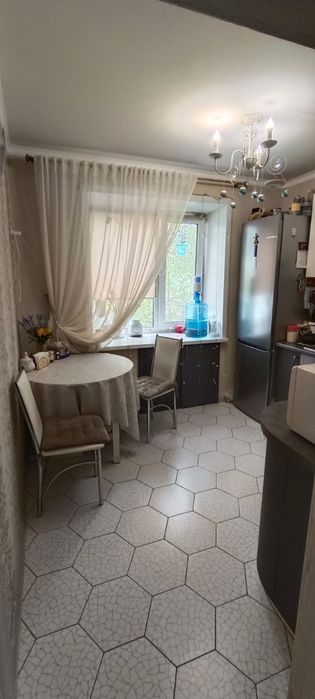 Продам двухкомнатную квартиру