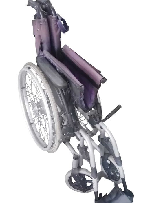 Инвалидна Количка - Голям Размер, Отлично Състояние