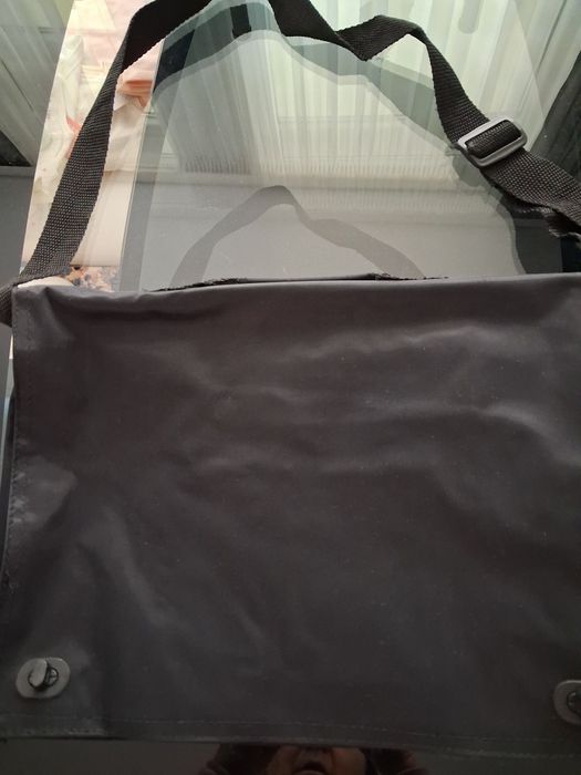 Чанта за лаптоп,евтин,удобен