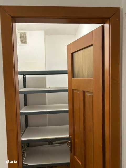 Apartament 2 camere decomandat, zona Cornișa