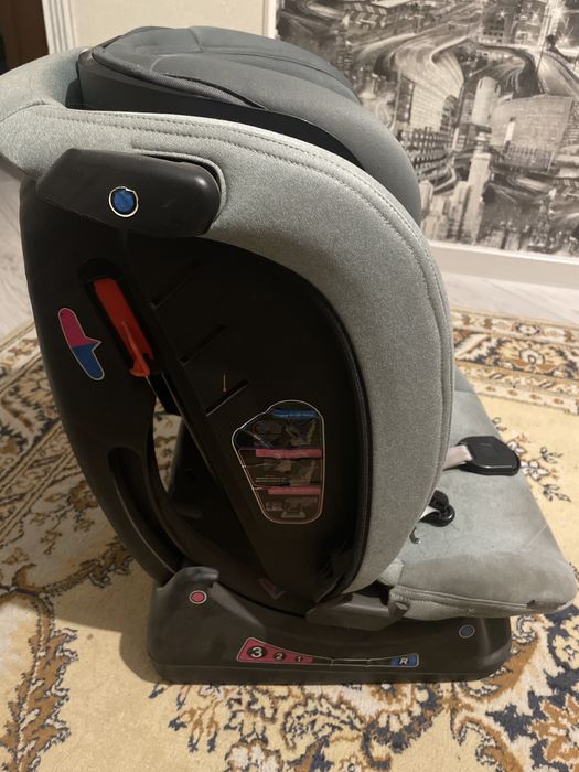 Авто-кресло Matrix AY913