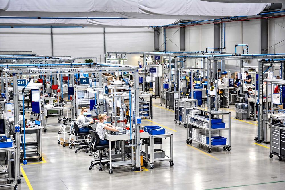 Hală Clasa A Sibiu | 373–2.100 mp | 900 m de A1 | Producție & Logistică