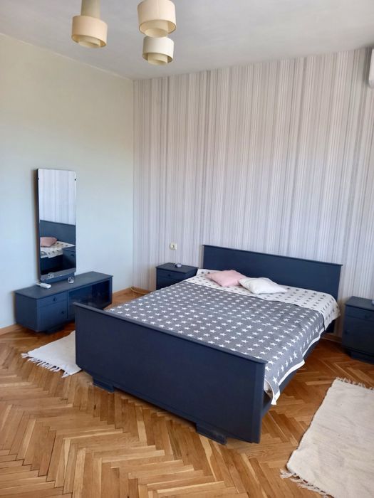 Продава се Тристаен апартамент в Варна, Цветен квартал - 94 кв.м за 2043 €/кв.м - Снимка #1