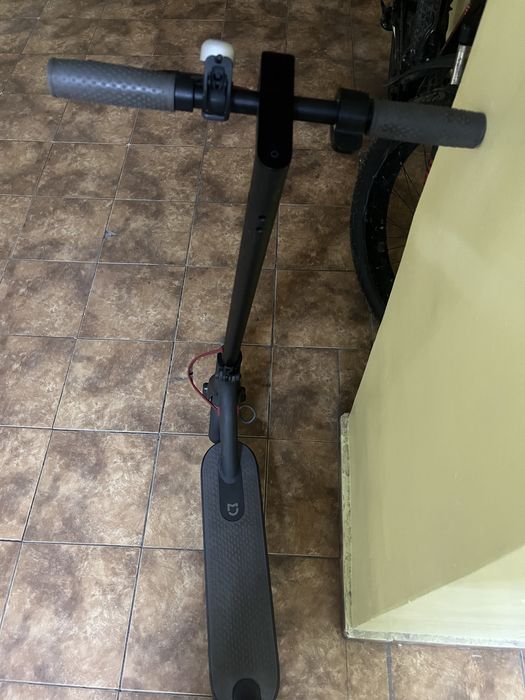 Xiaomi MiJia Electric Scooter m365