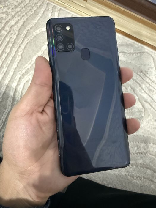 Samsung A21 S aybi yóq holati yaxshi karobkasi bor