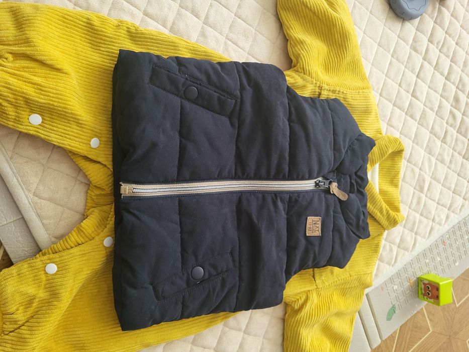 Оддам  даром детские вещи