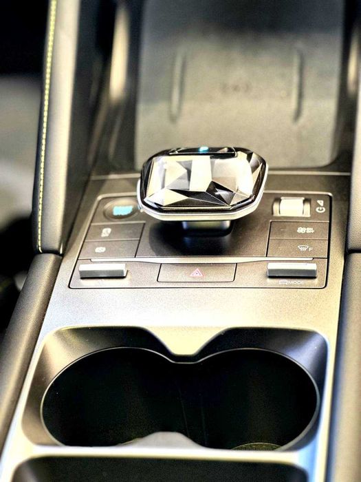 BYD YUAN UP EV Официальный дилер Астана Моторс Юнусабад