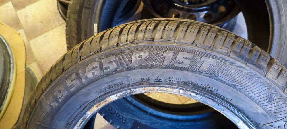 Гуми единични бройки 195 65  235 45