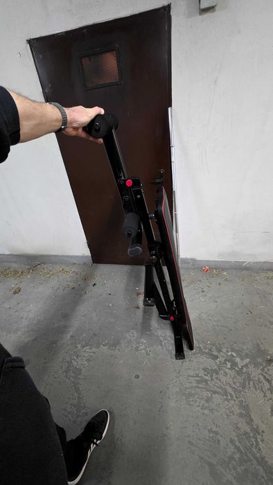 Дъмбели, лост с тежести и лежанка