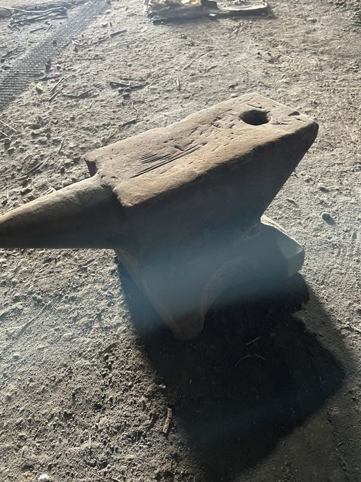 Продается тиски