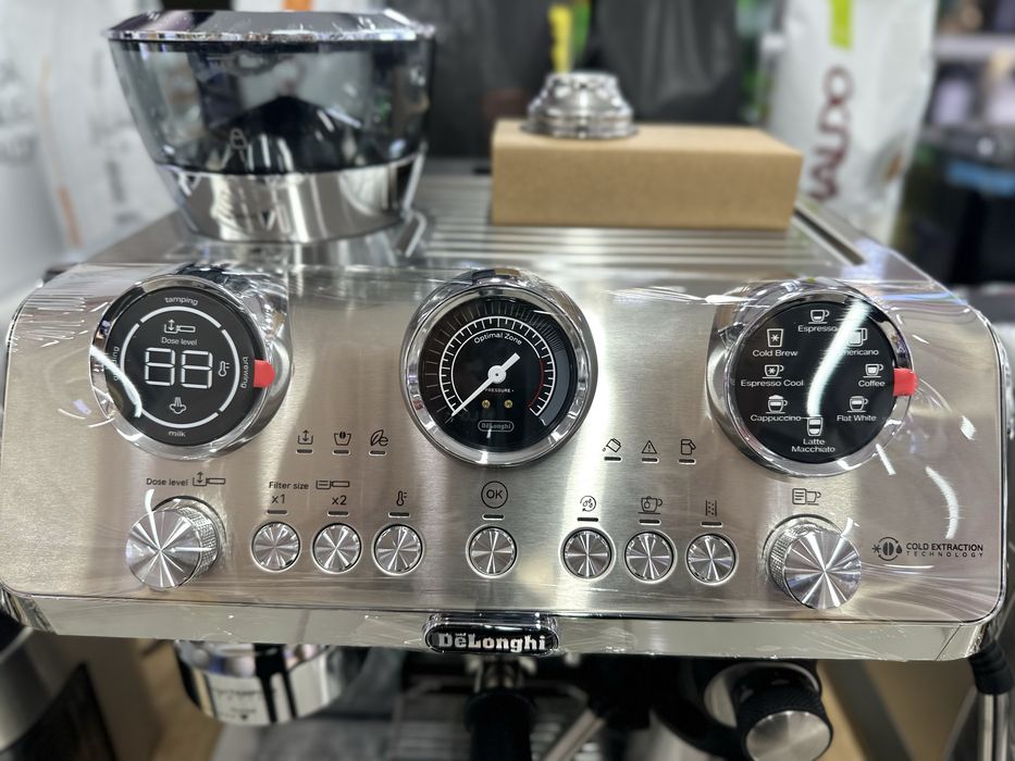 De’Longhi ECAM9885.M La Specialista Maestro