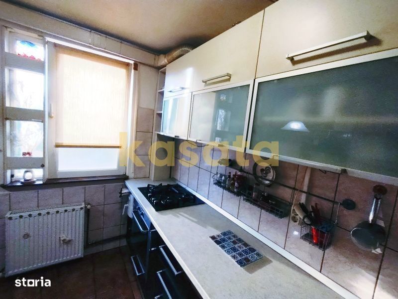 Apartament de 3 camere, luminos, zona verde si linistita