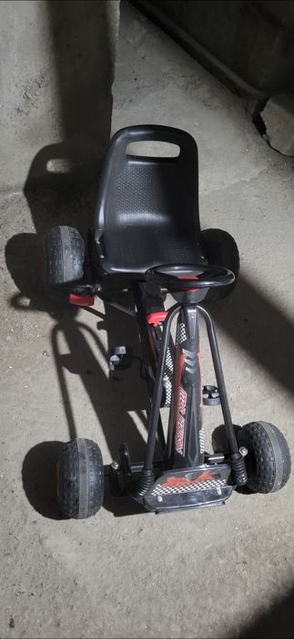 Kart cu pedale pentru copii 3-8 ani