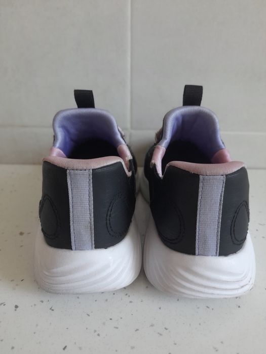 Skechers Slip-Ins nr 27