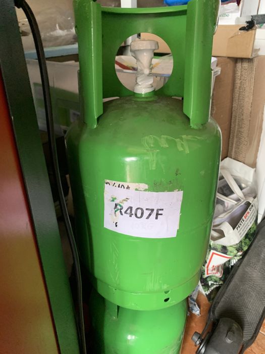 Butelie freon refrigerant gaz r407f nou sigilat pret cu tva