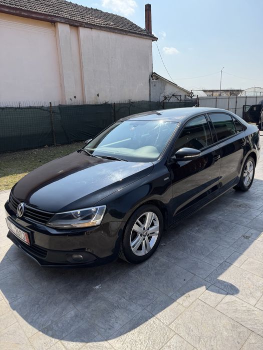 Vw Jetta 1.6 Tdi Match Recent adusa