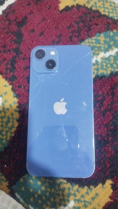 Продам айфон 13 128гб