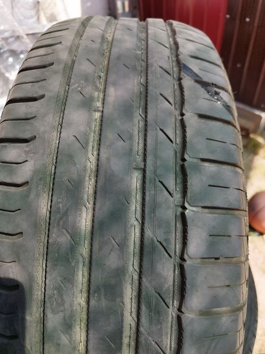 Vand 4 anvelope 215/65R16 vara