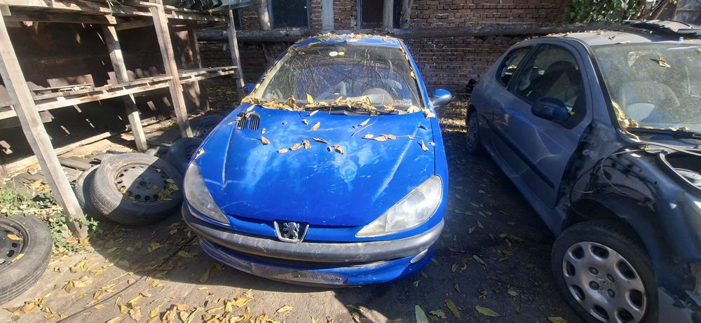 Dezmembrez Peugeot 206 1.4D 2002