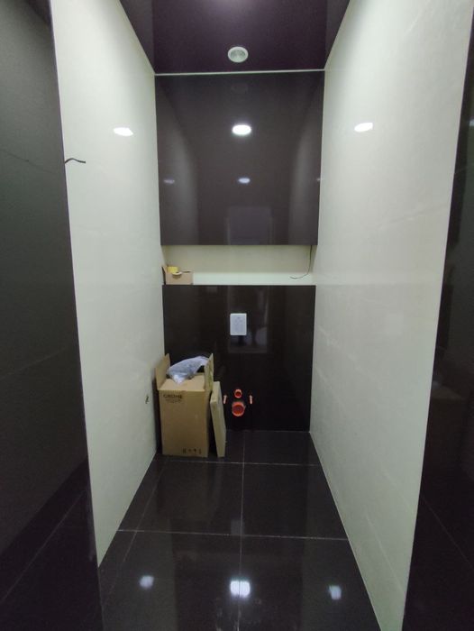 Кафельшик плиточник