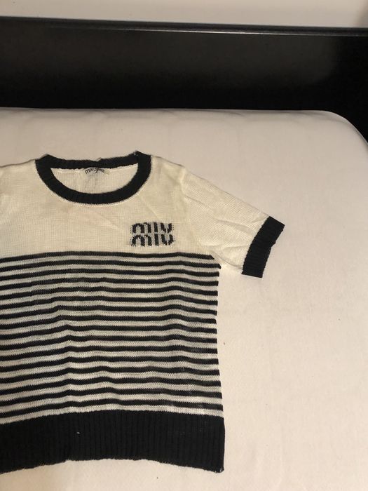 Tricou Miu Miu , calitate premium , pe stoc , nou , S