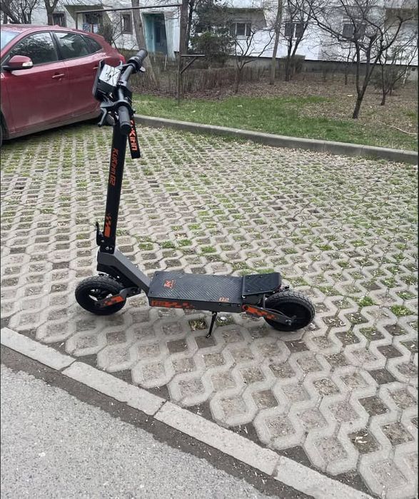 Vand sau schimb  kukirin G2 urgent