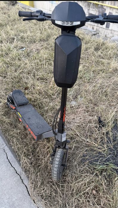 Vand trotineta electrica kukirin G2 2025