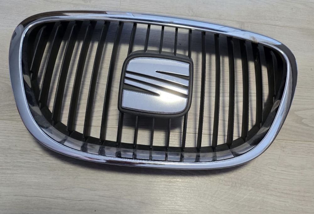 Vand grila  seat leon 1p nfl