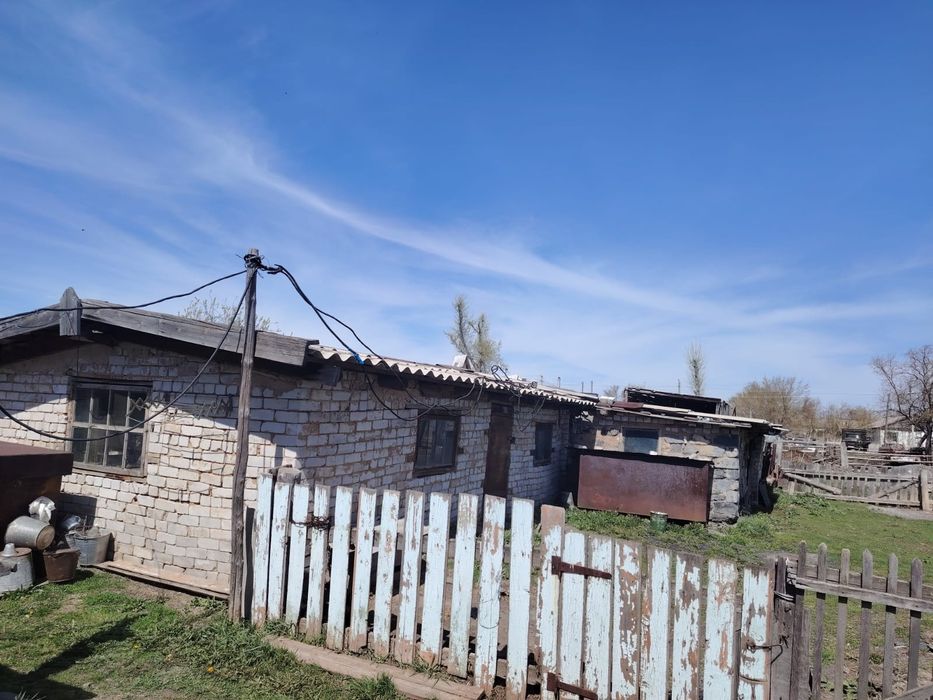 Продам дом с. Песчанка Бородулихинский район