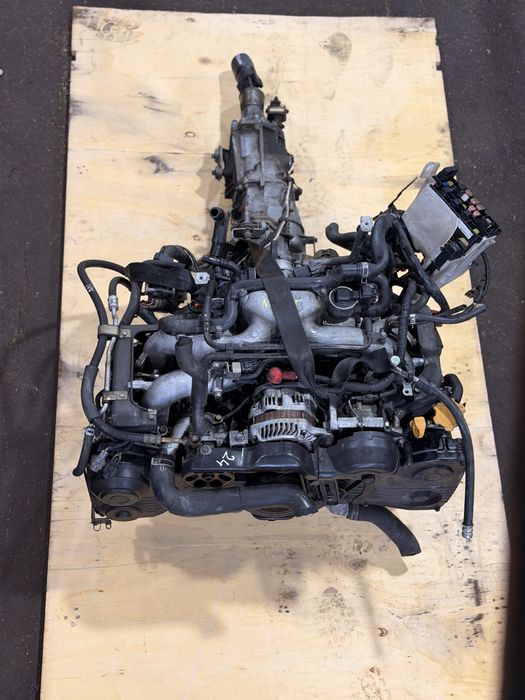Контрактный двигатель EJ204 привозной мотор ej20 Subaru