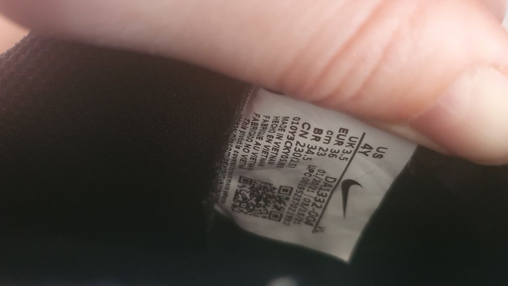 Кроссовки для футбола