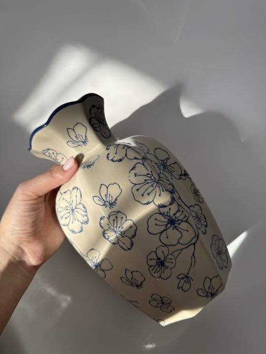 Продам вазу под гжель