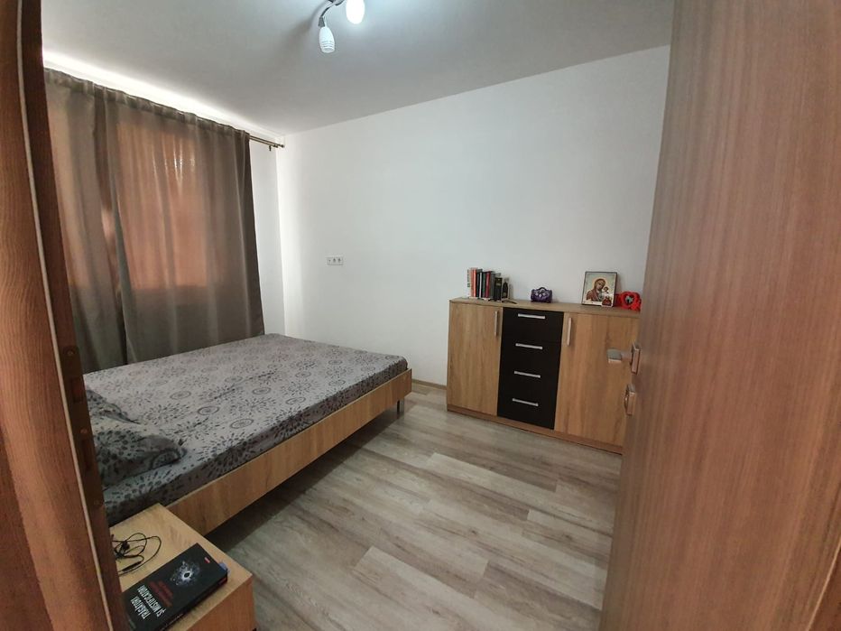 Proprietar vand ap pe Tiberiu Ricci nr 8, etj.3