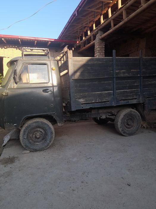 Мошина яхши юради