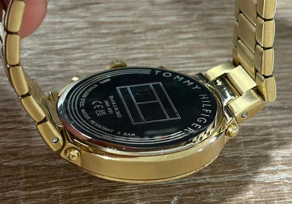 Дамски часовник TOMMY HILFIGER 3022