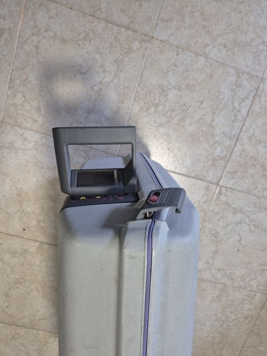 Troler Valiza geamantan