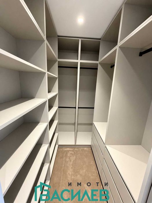 Продава се Двустаен апартамент в София, Център - 72 кв.м за 4013 €/кв.м - Снимка #4