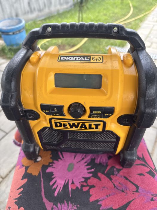 Vind Dewalt DCR020-GB doar corp