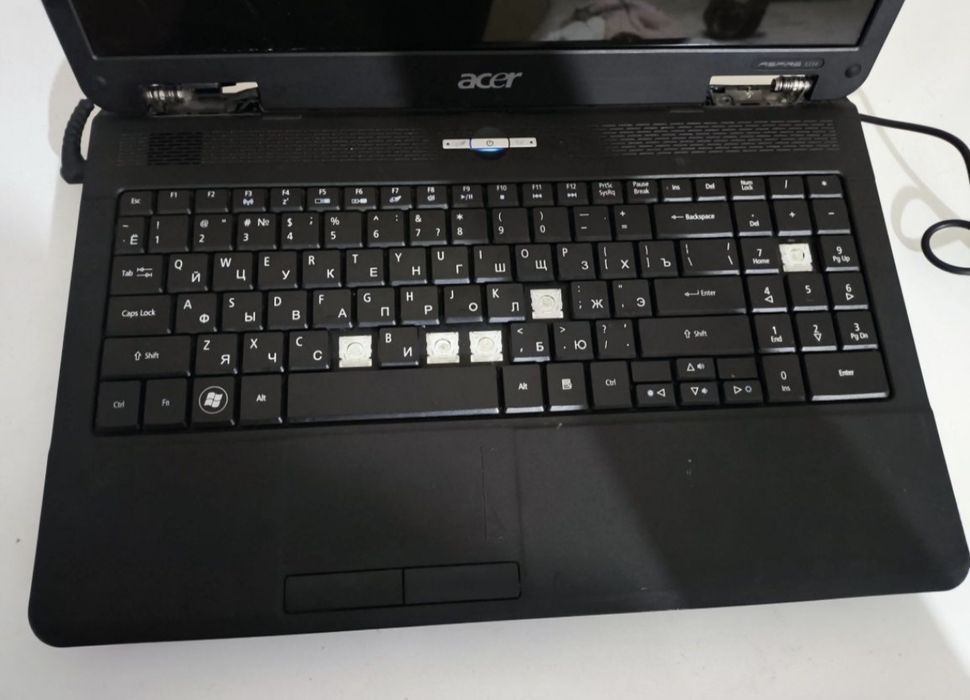 Продам ноутбук acer на запчасти