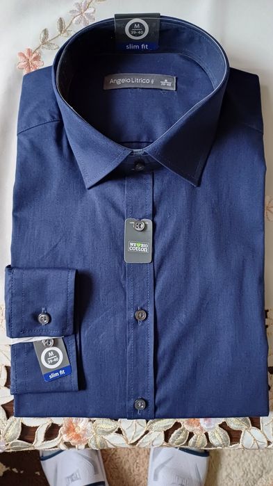 Cămăși slim mânecă lungă noi, cu etichetă