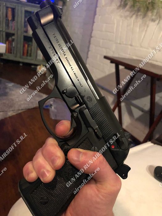 Pistol Airsoft Taurus/Beretta Co2 (Modificat 5J!) + 5 Tuburi Gaz~ FULL