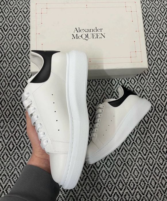 Pantofi Alexander McQueen