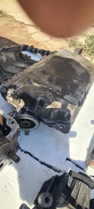 Запчасти Ауди 100 2.6