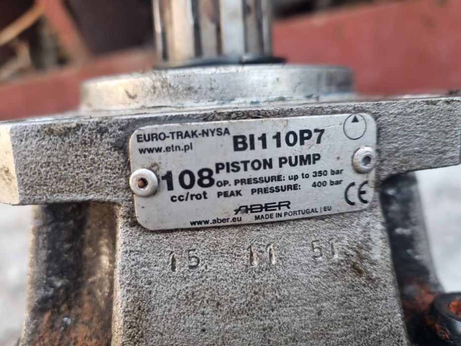 Гидробак. Гидронасос. Бампер. Мост. Коробка.