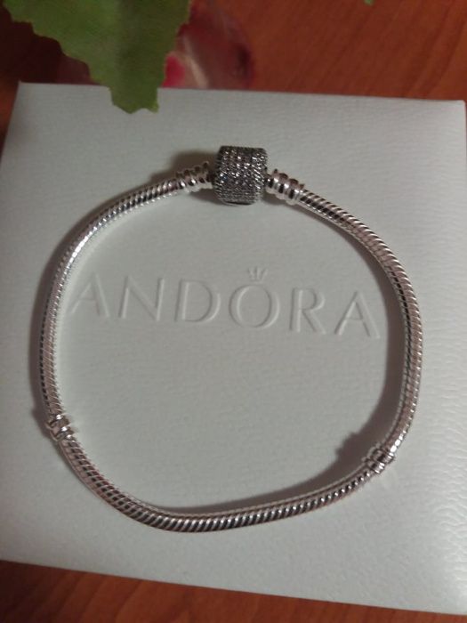 Bratara PANDORA butoias pave originala nou